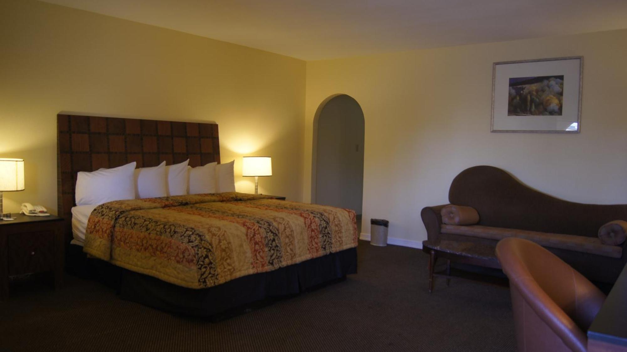 Travelodge By Wyndham Clovis Room photo